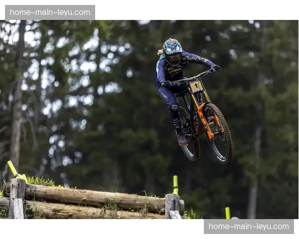 历史今日:回顾十年前的今天,一场改变山地车运动格局的经典对决 历史今日:回顾十年前的今天,一场改变山地车运动格局的经典对决